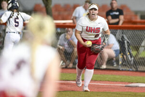 University strikes early, holds on late against Washington to reach 1st-ever state final